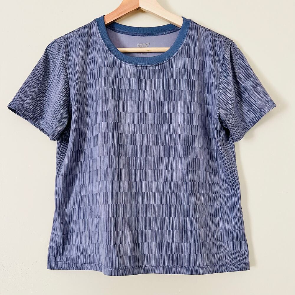 Patagonia Cropped Capilene Baselayer Tee Ice Blue Print Medium USA Made Shirt
